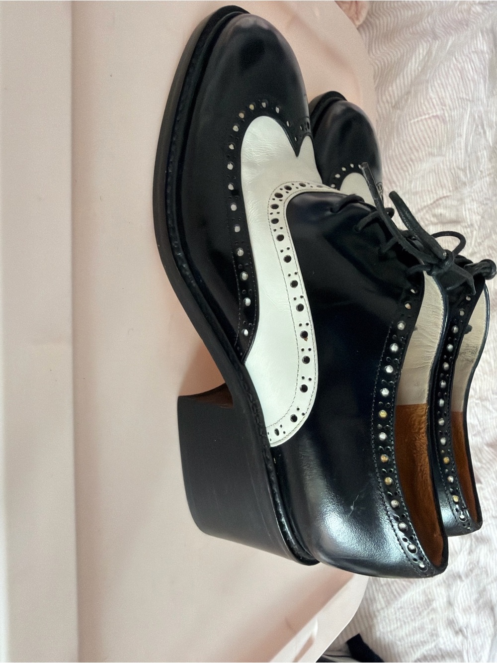 Vintage Via Spiga Black and White Two-Tone Wingtip Oxfords - Picture 4 of 7